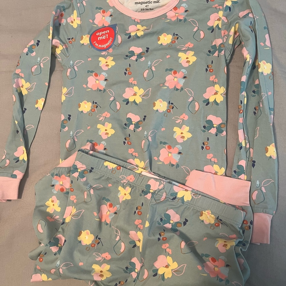 Magnetic me PJ set size 4
